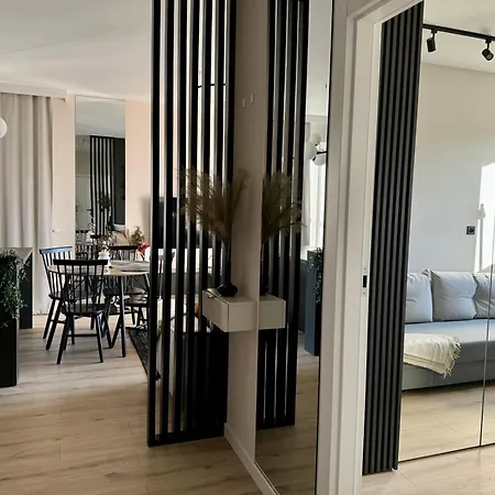 Διαμέρισμα Wings&dreams - Atlas Arena, Zoo, Lotnisko, Parking, Winda, Balkon Λοτζ