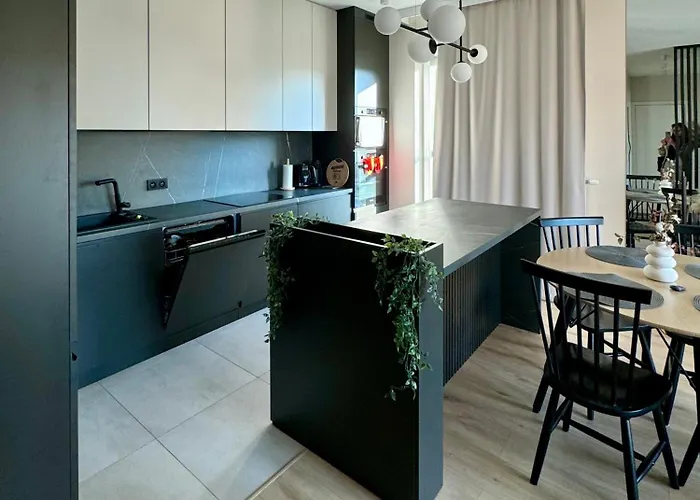 Apartment Wings&dreams - Atlas Arena, Zoo, Lotnisko, Parking, Winda, Balkon *